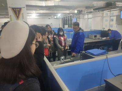 南洋書院開展“企業行”參觀西安恒達微波技術開發