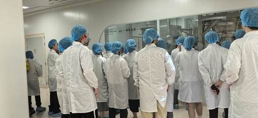 黨支部活力提升計劃 | 中山大學生科院師生“探秘”湯臣倍健珠海基地,黨建與知識雙豐收!